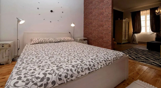 Hostel Mali Pariz, Забронировать Хостел Бласковичи 