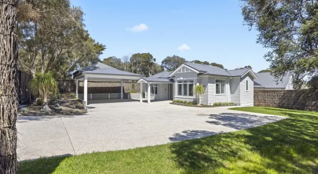 Коттедж Saltwood Coastal Hamptons Luxe With Pool