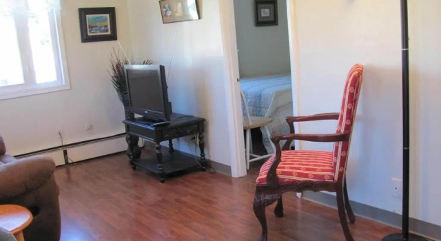 Downtown Log Cabin Hideaway Bed & Breakfast Inn Fairbanks | B&Bs, Rezerwuj Hotel Fairbanks Alaska