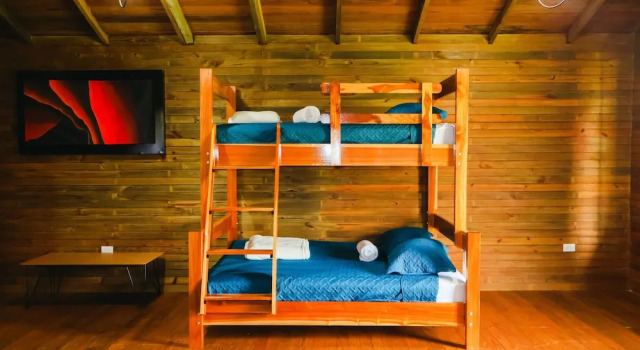 Casa Azul, Rezerwuj Hotel Hotele w Rio Dulce z parkingiem, Parking