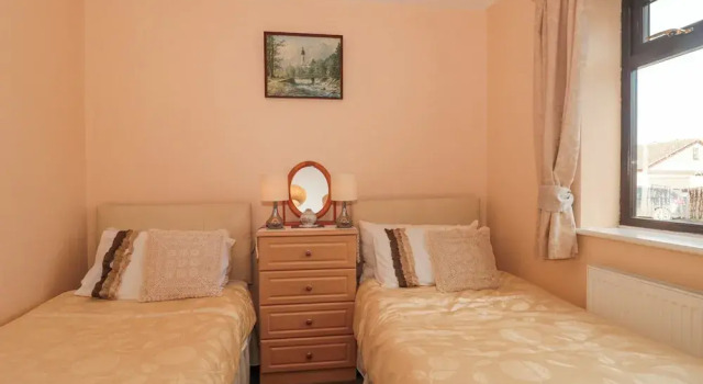 Fatima, Prenota Hotel Burnham-on-Sea Inghilterra
