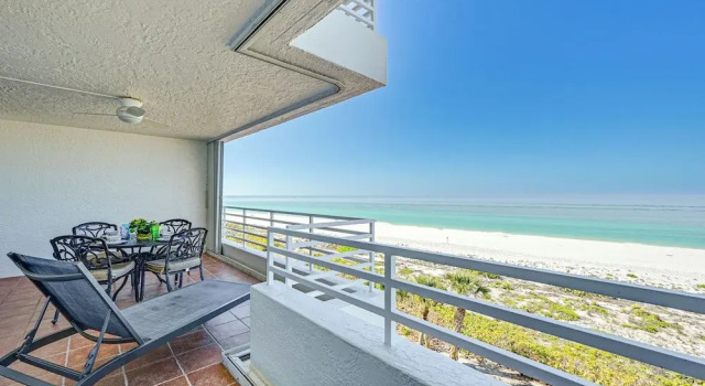 Апартаменты Oceanfront Marco Island Escape w/ Beach Access!
