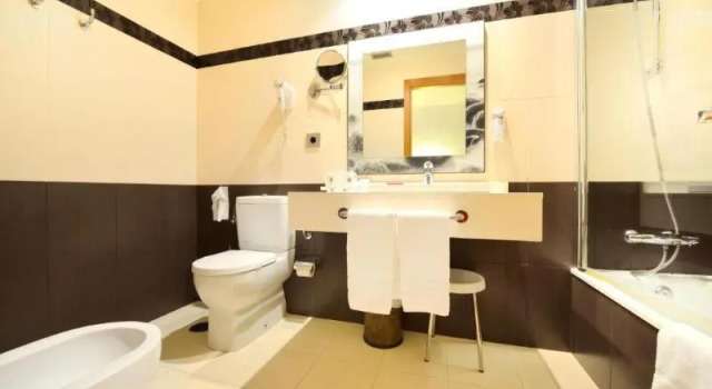 Двухместный номер Standard с балконом Hotel Norat Marina & Spa Superior