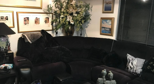 Bob Brown Room Art House, Забронировать Отель Хьюонвилл Huon Valley, рядом с Huon Apple &amp; Heritage Museum