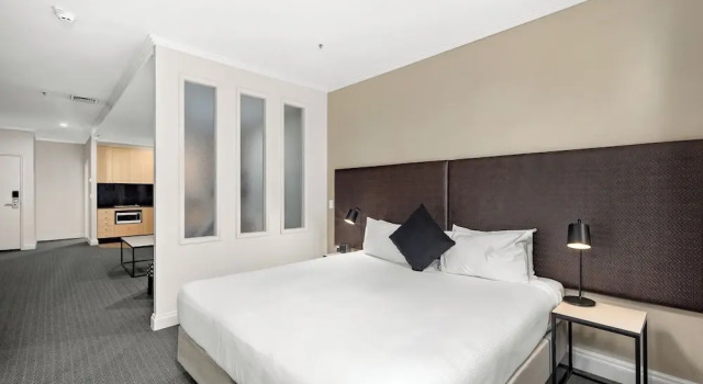 Семейные апартаменты с 2 комнатами Melbourne City Suites