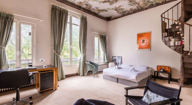 Veeve - Charming Townhouse near Parc Montsouris, Забронировать Отель 14-й округ: Монпарнас Париж, рядом с Катакомбы Парижа