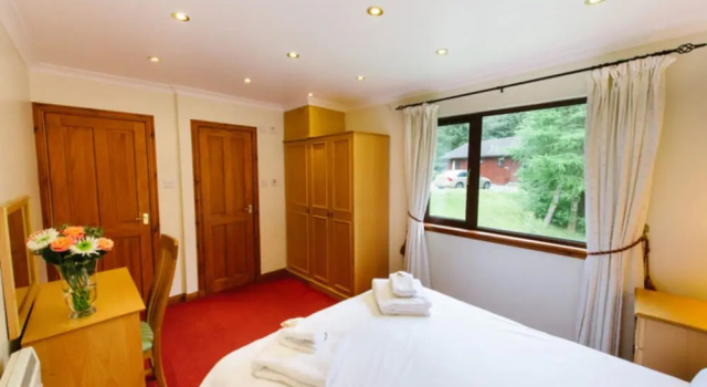 Шале с балконом The Buzzard Lodge 2 bedroom sleeps up to 4