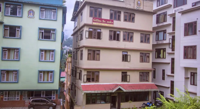 OYO 18455 Hotel Golden Shangrila, Book Hotel Hotels in Sikkim with Parking, Parking