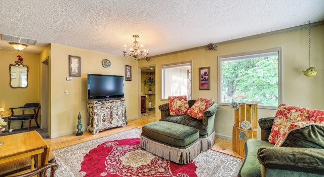 Коттедж Eureka Springs Rental - Walk to Downtown!