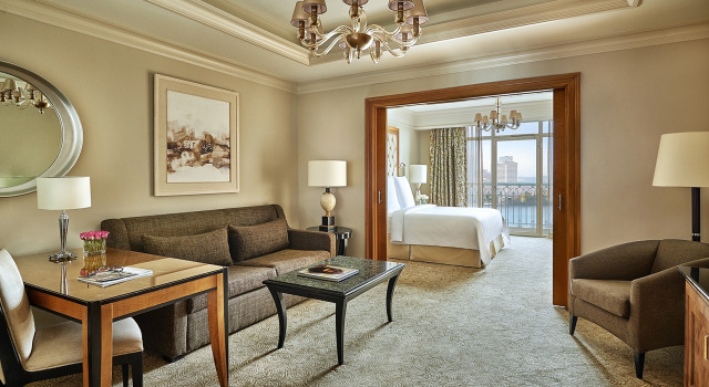 Двухместный люкс Corniche Four Seasons Hotel Cairo at Nile Plaza