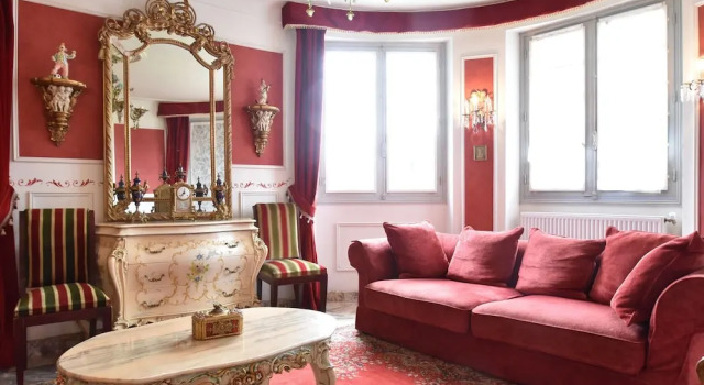 Beautiful Villa with Tennis Court in Dordogne, France