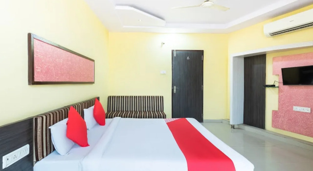 Hotel Rajendra Palace by OYO Rooms