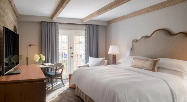 Номер Standard с балконом и с видом на реку Omni La Mansion del Rio