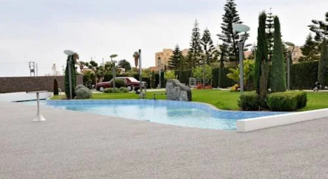 Ktima Makenzy, Prenota Hotel Larnaka Larnaca Region