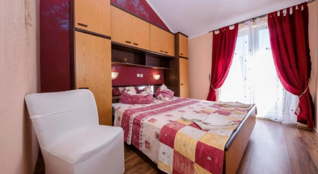 Mig - With Beautiful Garden - A3, Rezerwuj Hotel Hotele w Kvarner Islands z parkingiem, Parking