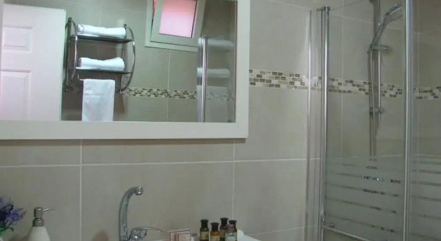 Номер Classic Coral Beach Pearl Guest House