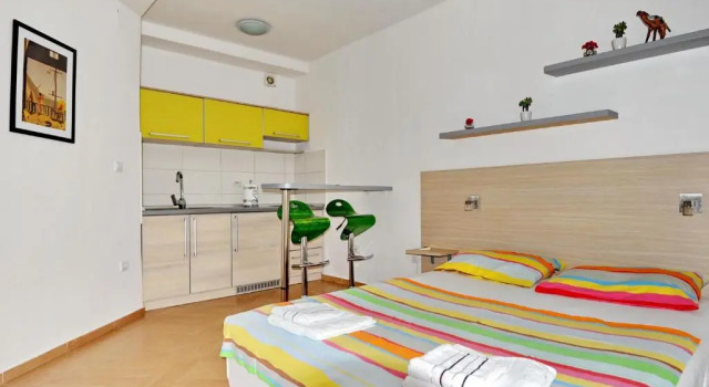 Студия с видом на сад Apartments Kriva Ulica