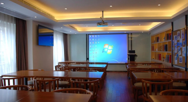 Lavande Hotels Xian HighTech Zone West Avenue Sunshine City, Забронировать Отель Яньта 