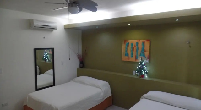 Четырёхместный номер Standard с балконом Hotel Villa Escondida Campeche