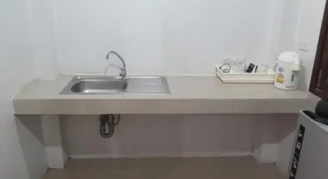 T And T House, Забронировать Отель Отели Южного Таиланда с парковкой, Парковка