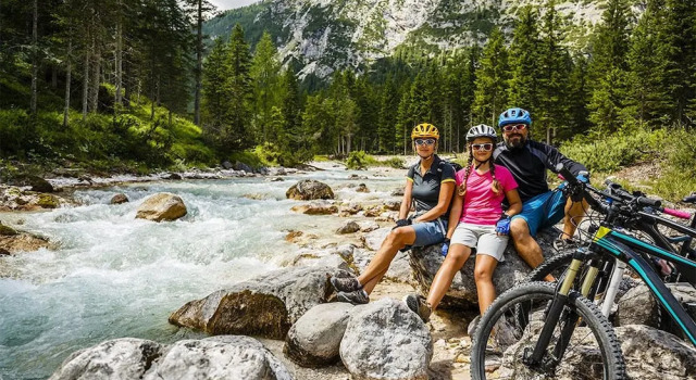 Lodge E 103, Забронировать Отель Отели Стимбот-Спрингса 4 звезды, 4*