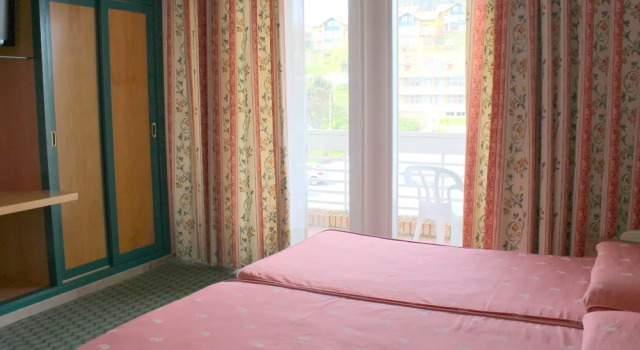 Hotel Miramar, Забронировать Отель Сан-Висенте-де-ла-Баркера Cantabria Coast