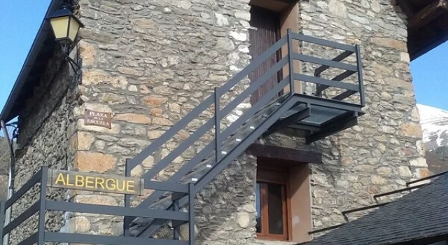 Albergue de Liri - Benasque, Réserver Hôtel Castejon de Sos 