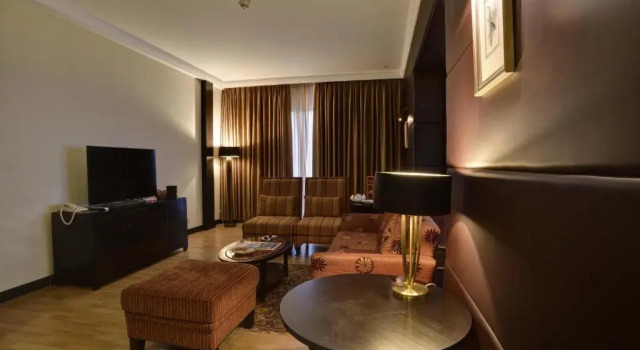 Люкс Deluxe Pearl Continental Hotel, Muzaffarabad