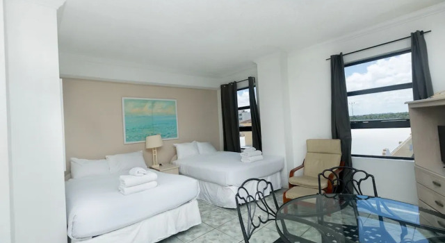 718 City View Hollywood Beach, Book Lejlighed Hoteller i Panhandle Florida med pool, Swimmingpool