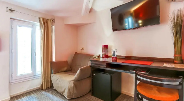Номер Privilege Hotel Le Mistral