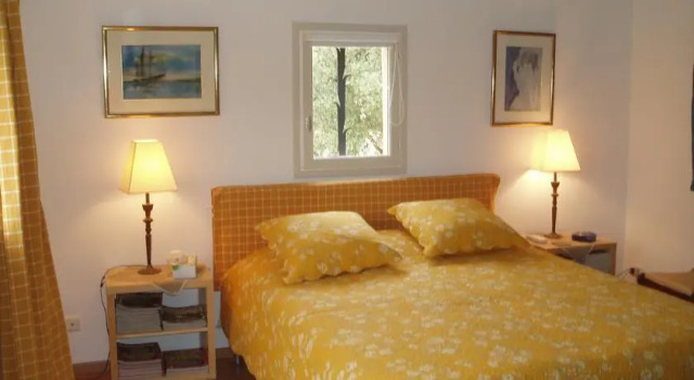 Villa du Sanglier-Chambres d'hôtes, Réserver Villa Villas à Saint-Siffret, Villa