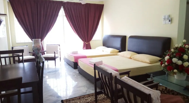 Семейный номер Standard с 2 комнатами с балконом Rose Condo@ Cocobay Beach Resort