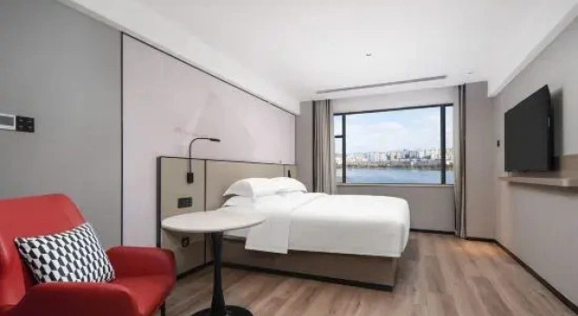Люкс Deluxe Chuman Hotel