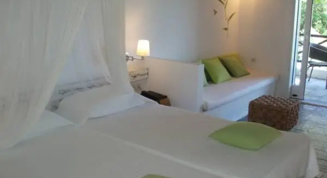 Двухместный полулюкс Skiathos Holidays Suites & Villas