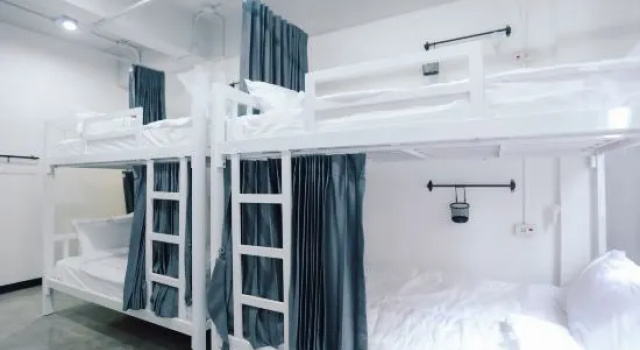 Кровать в общем номере (женский номер) G5 Hostel