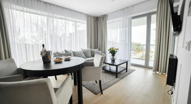 Апартаменты с 2 комнатами с частичным видом на море Dune Beach Luxury Suites