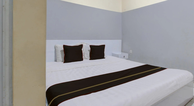 Camera Standard OYO 94919 Nay Guesthouse Dan Kost