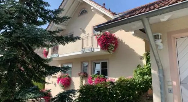 BodenSEE Apartment Tettnang Seldnerstrasse, Varaa Huoneisto Hotellit Baijeri pysäköinnillä, Pysäköinti