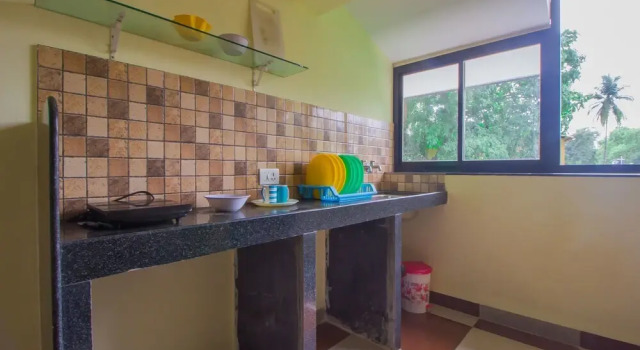 Edwin Sunset Palms by OYO Rooms, Prenota Hotel South Goa Goa