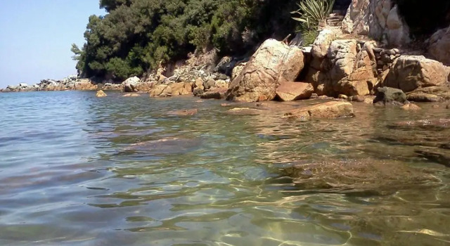 Коттедж Maremonti Consorzio di Calapiccola con piscina e spiaggia