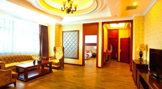 Люкс Business Hot Spring Leisure City International Hotel