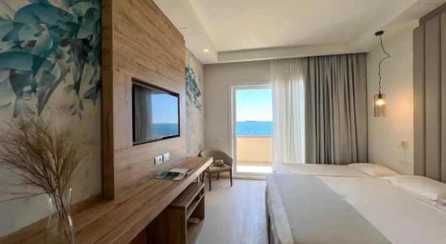 Трёхместный номер Standard с видом на море Hotel Rex
