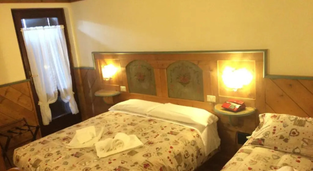 Трёхместный номер Standard Hotel Alemagna