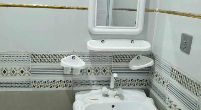 Royal Galaxy Guest House