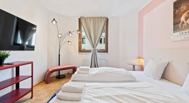 4ty3 Apartments - Naschmarkt City Apartment is calling, Prenota Appartamento Vienna Austria, vicino a Stazione Ferroviaria di Matzleinsdorfer Platz