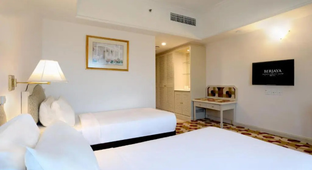 Семейный номер Deluxe с красивым видом из окна Berjaya Waterfront Hotel, Johor Bahru