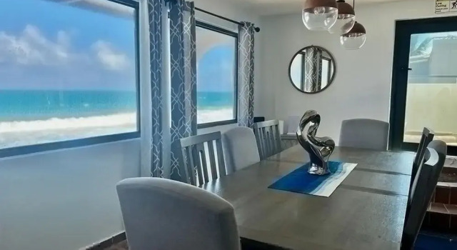 4 BR Kikita Beach Villa Oceanfront w Pool, Забронировать Вилла Дорадо Северное Пуэрто-Рико