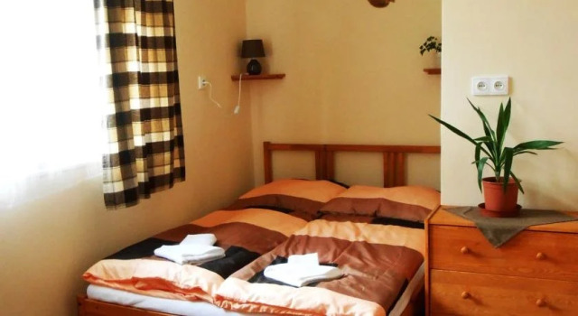 Apartmany Johanka, Rezerwuj Hotel Hotele w Kraj hradecki z parkingiem, Parking
