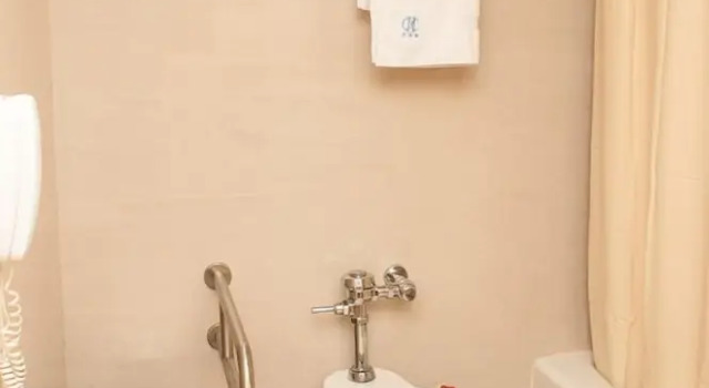 Четырёхместный полулюкс Hotel Presidente Huancayo - Asociado Casa Andina