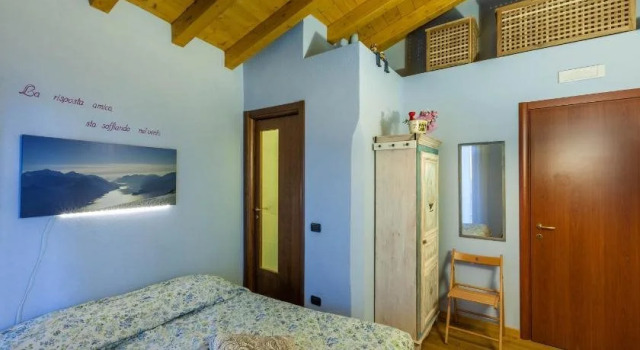 La Casa Del Poeta, Book Hotel Hotels in Dervio with Parking, Parking